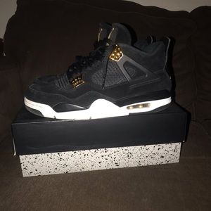 MENS JORDAN 4 ROYALTY SIZE 10.5